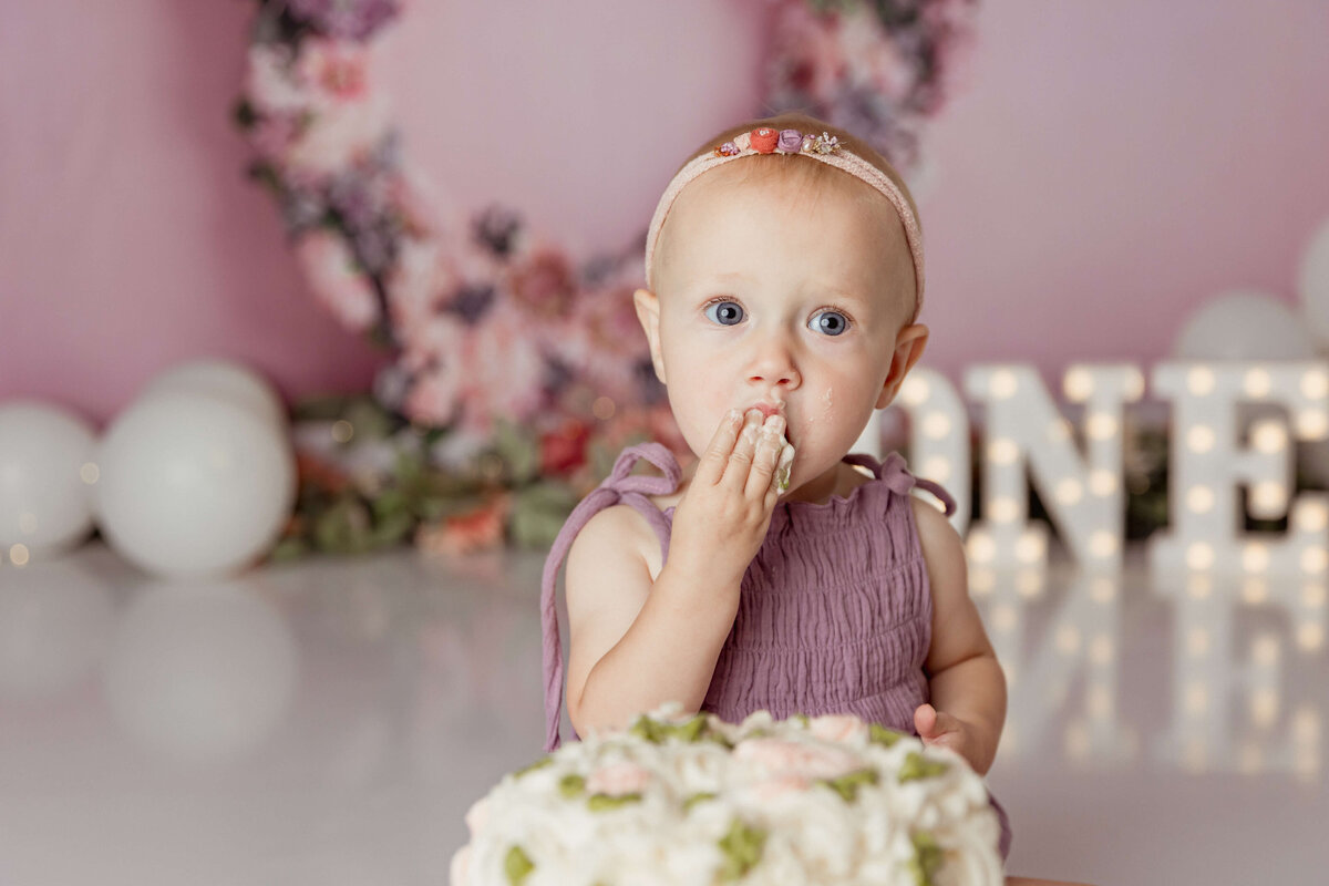 first-birthday-photography-minnie-cake-smash-harrisburg5658