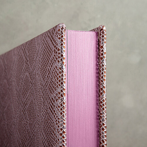 Metallic-Pink