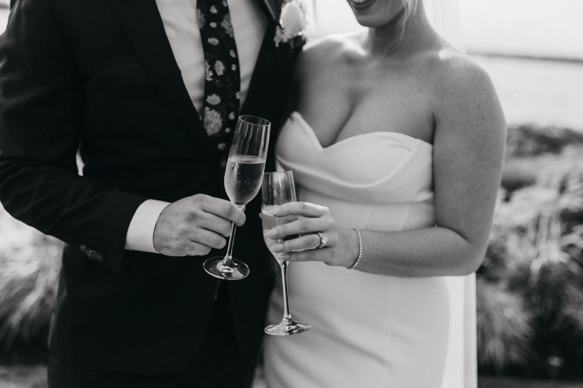 champagne cheers 