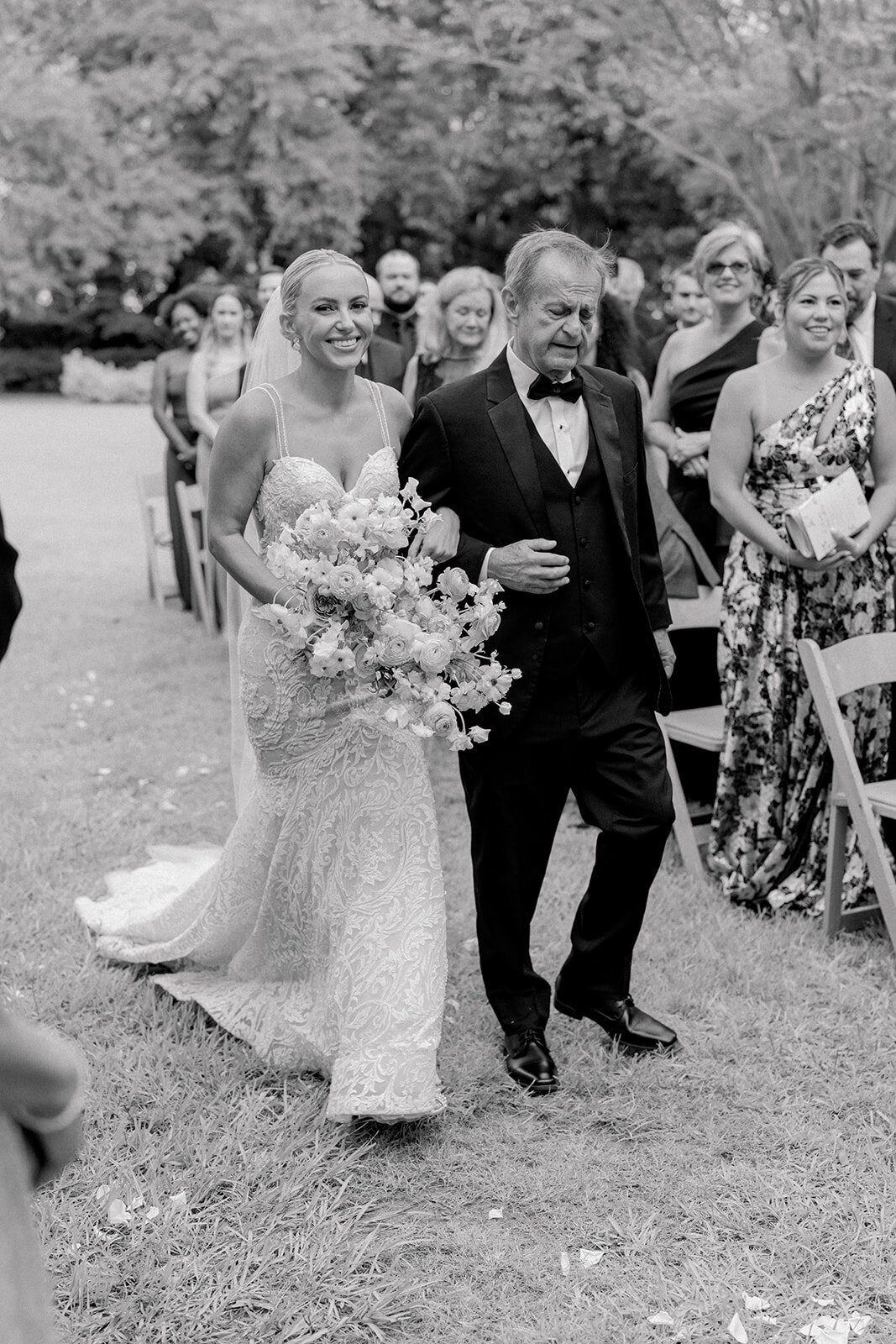 Pink_and_green_lowndes_grove_destination_charleston_Wedding_Kailee_DiMeglio_Photography-websize