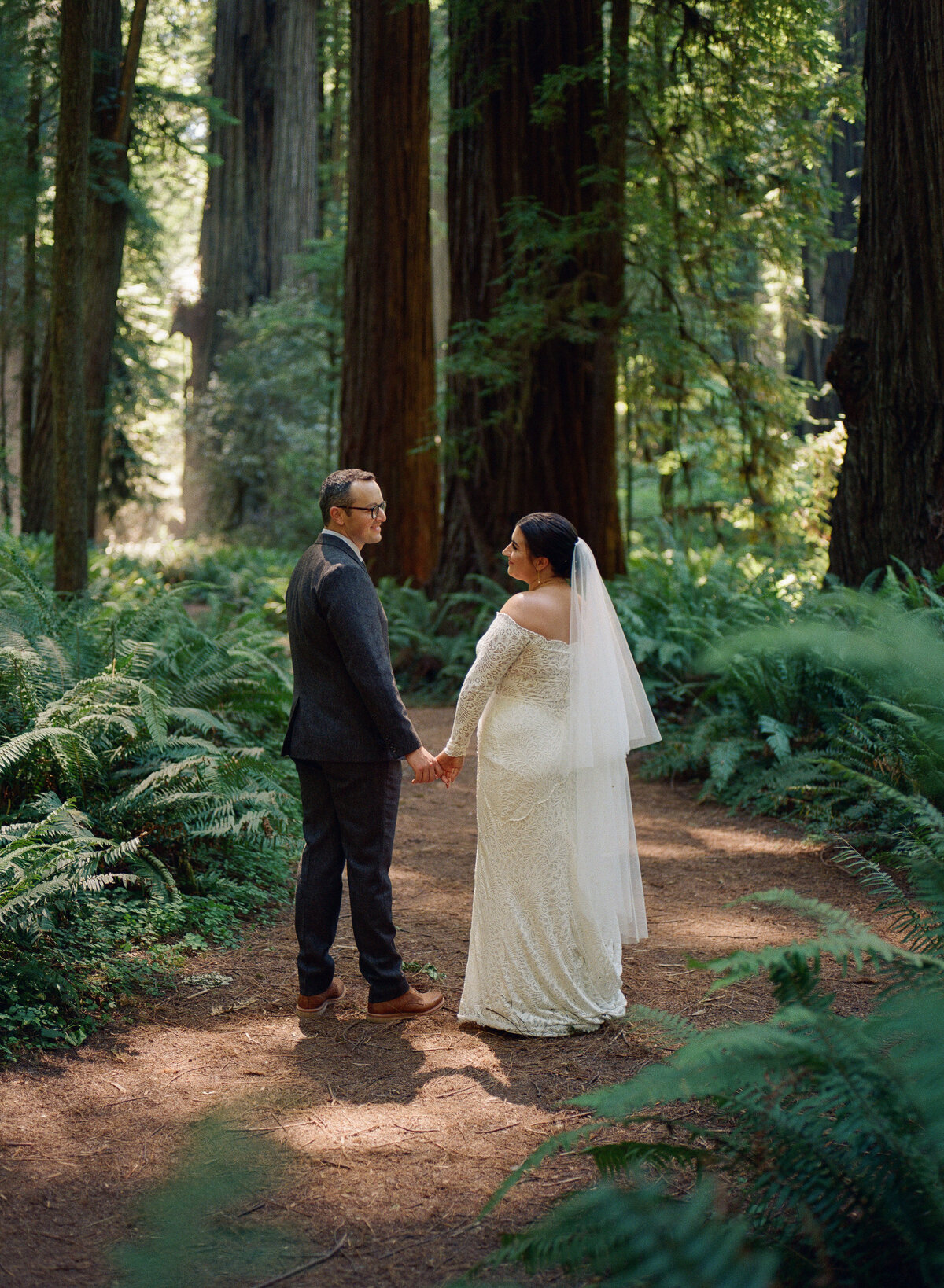 Bride and groom pictures at Redwoods Forest