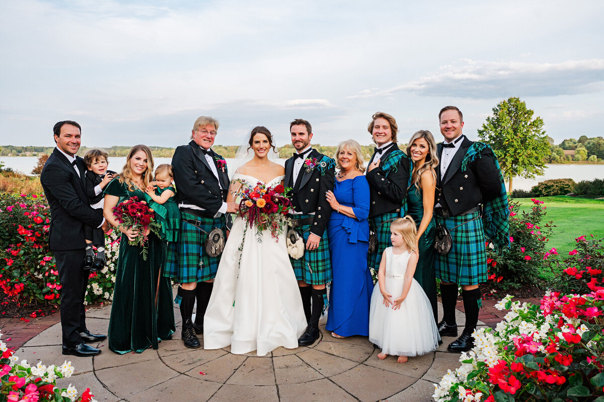 formal family wedding pictures