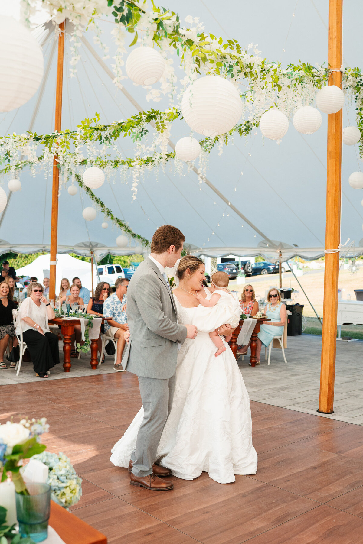 New England Lakeview Inn wedding photos featuring lakeside scenery and candid emotional moments.