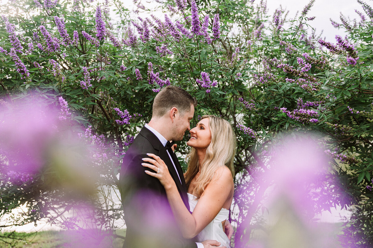 engagement houstonengagement austinengagement wedding texaswedding txweddingphotographer texasweddingphotographer houstonwedding htxwedding austinwedding atxwedding sanantoniowedding satxwedding centraltexaswedding txweddingphotographer bridetobe  texasbride gayweddingphotographer lgbtqweddingphotographer instawedding houstxwedding theknot weddingwire zola engagementphotographer