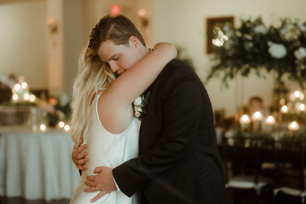 t&J_wed-711