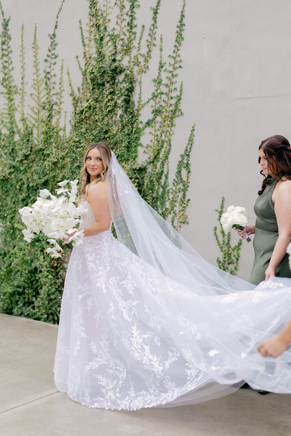 Lindsey-and-Justin-Wedding-Emily-Nicole-Photo-379