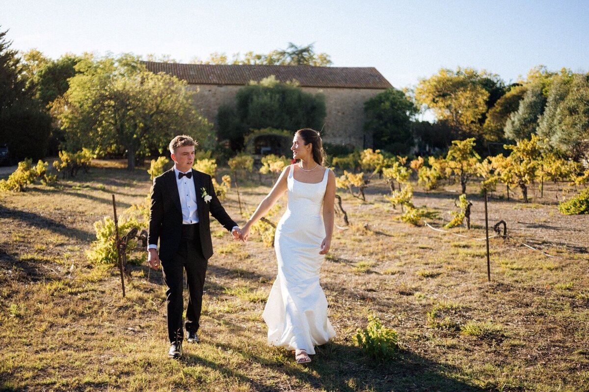 destination-wedding-couple-portrait-french-chateau13
