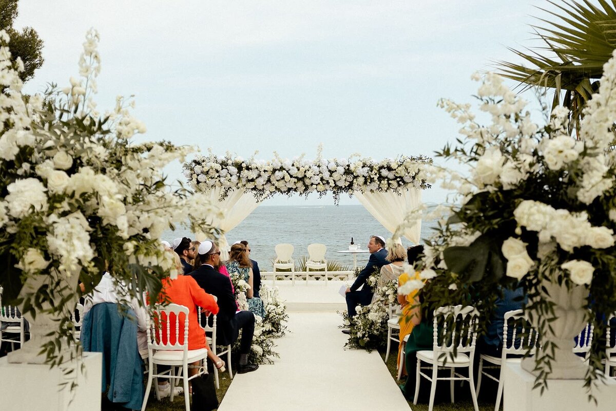 white-floral-banner