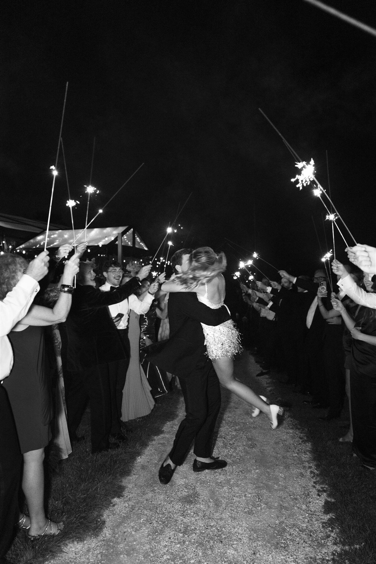 Caroline & Louis Wedding Previews-264