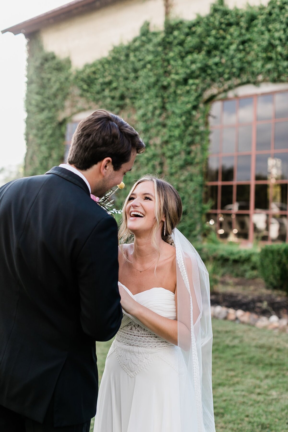 westernrootsandfallromancemorganandjimmysoldedobbinstationwedding61
