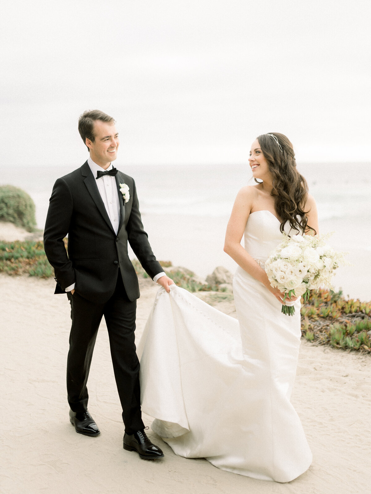 Previews Sarah and Nick Ritz Carlton Laguna Niguel Wedding _ Hello Blue Photo-29