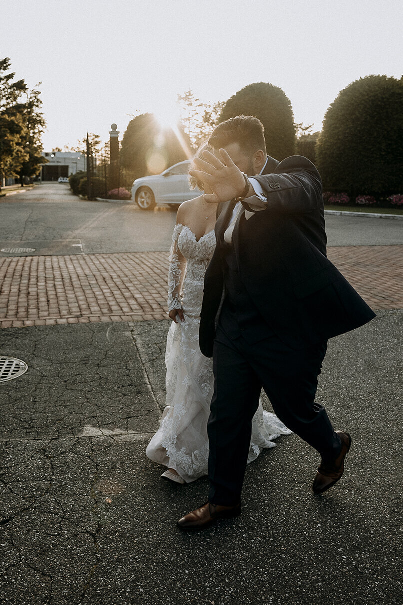Mira Park Photography NY based wedding photographer Wedding portrait at Bourne Mansion in Long Island, NY