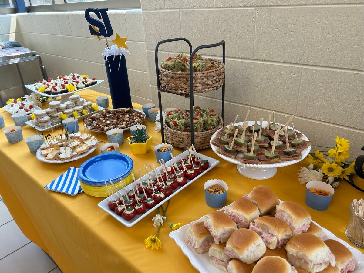 67d2133611bd62003a11dcee_SJHS Scholarship Reception 2023 5.JPEG