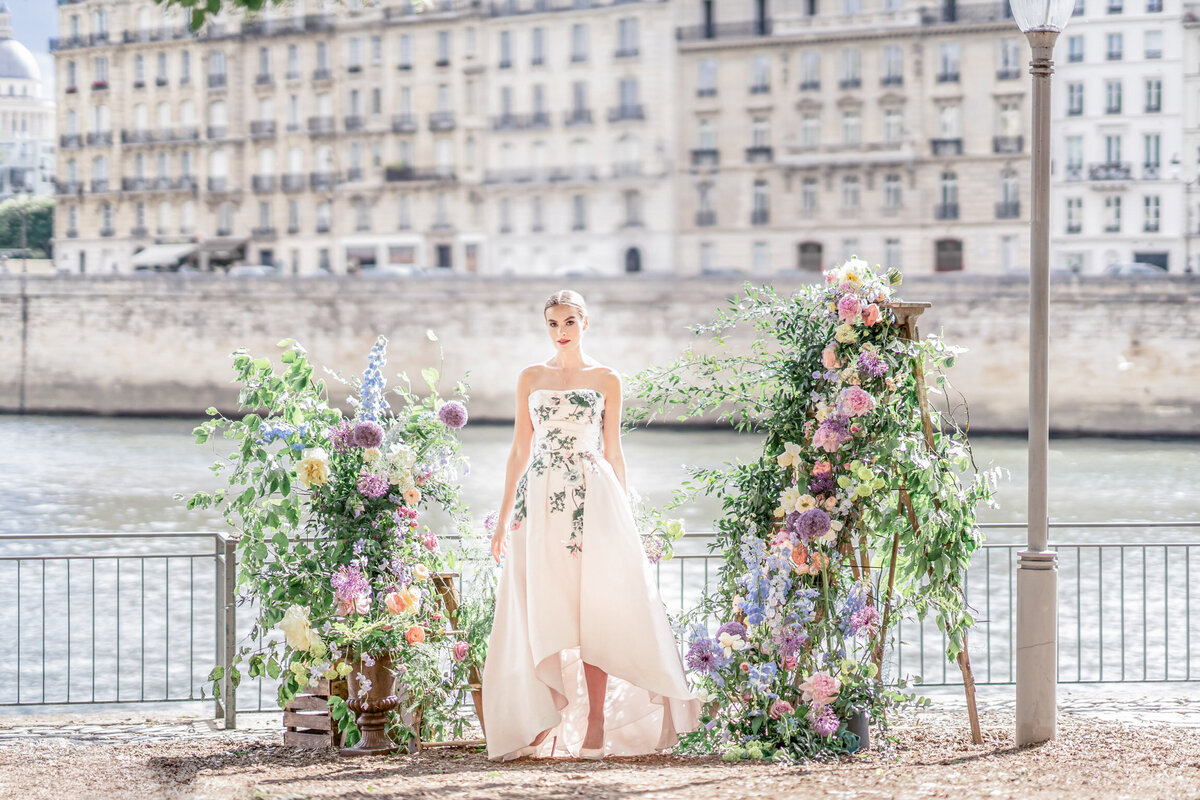 Bridal-portraits-in-paris-victoria-amrose (1)