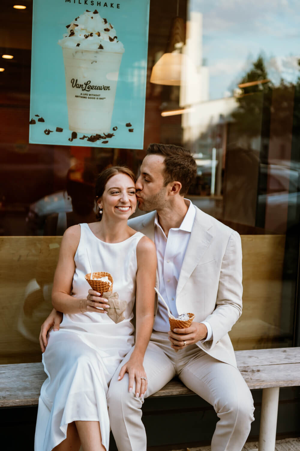 williamsburg.dominopark.engagementphotos.-1