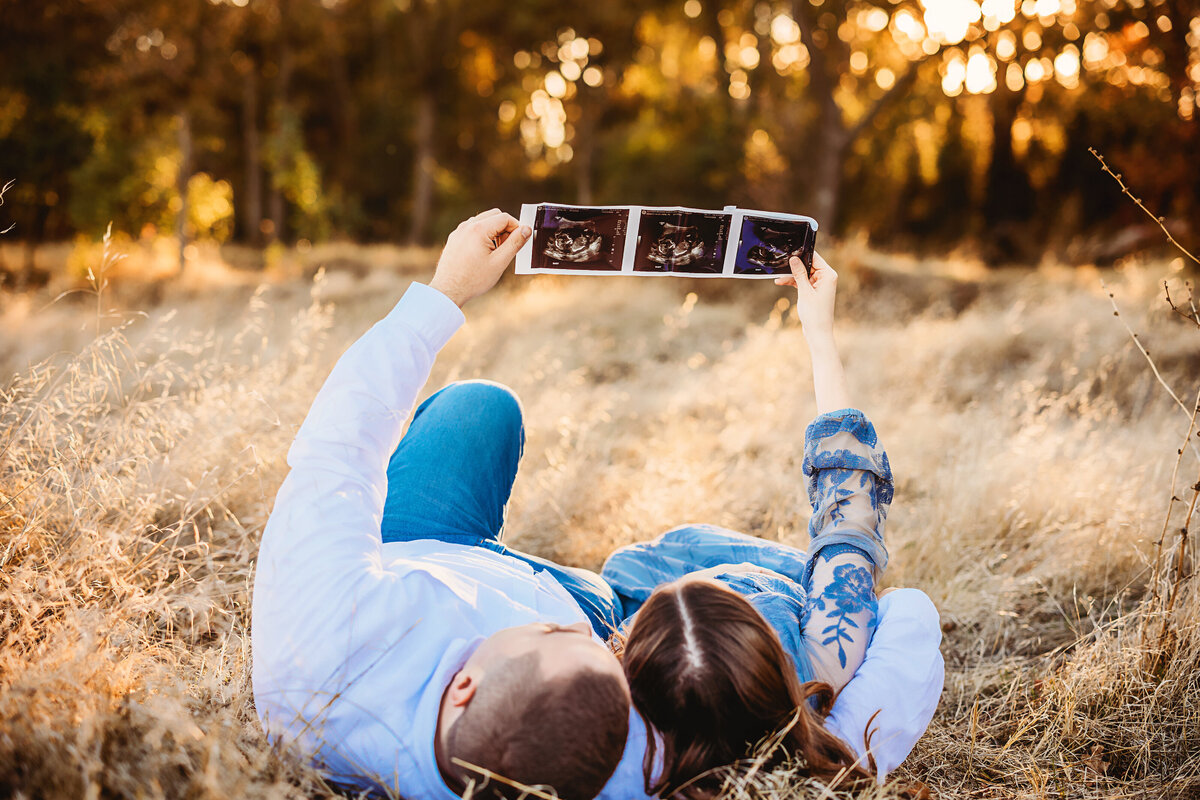 Roseville-maternity-photographer