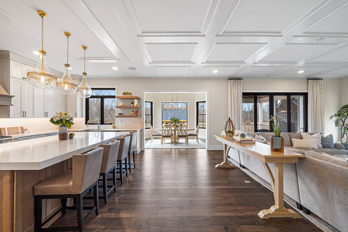 The Modern Farmhouse | The Curated Home