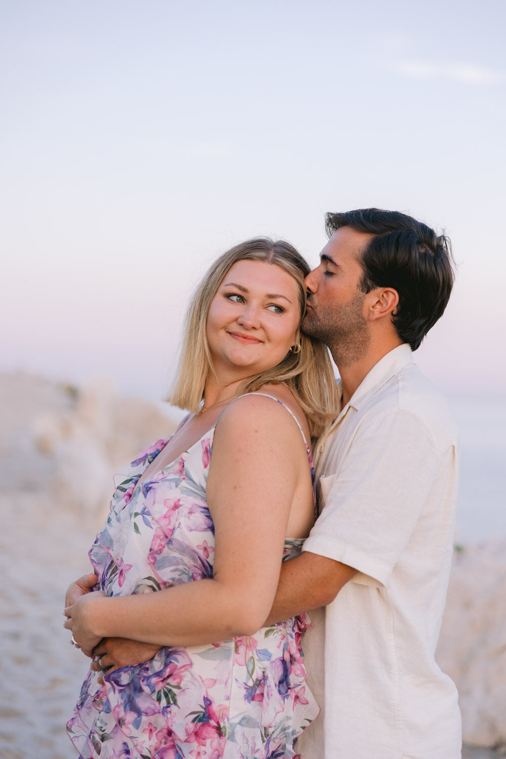 seance-photo-couple-plage-saint-jean-cap-ferrat-photographe-victoria-le-petit39