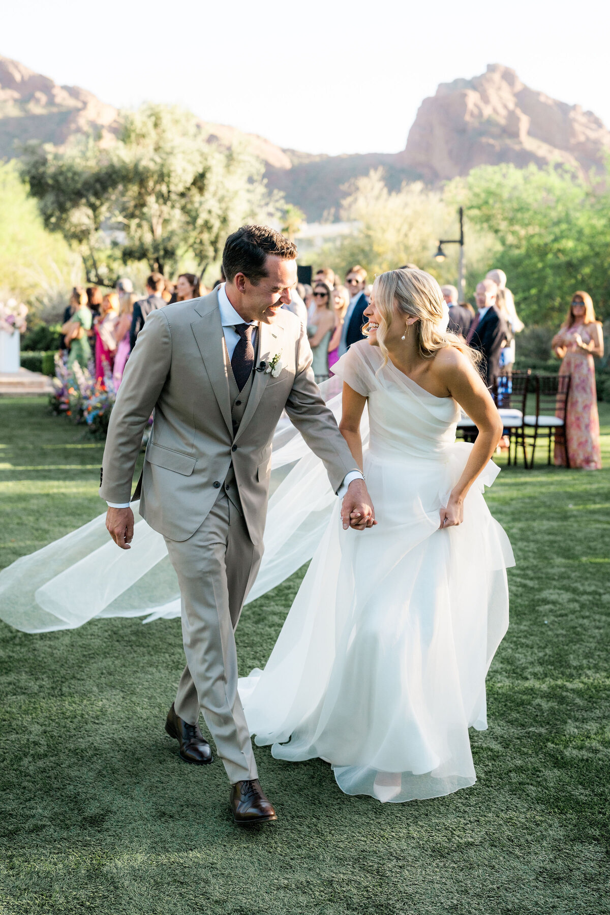 wedding-at-elchorro-scottsdale-joy-and-ben-photography-1531