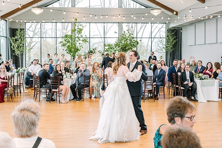 venue-3two-kentwood-grand-rapids-michigan-wedding-photographer_0032