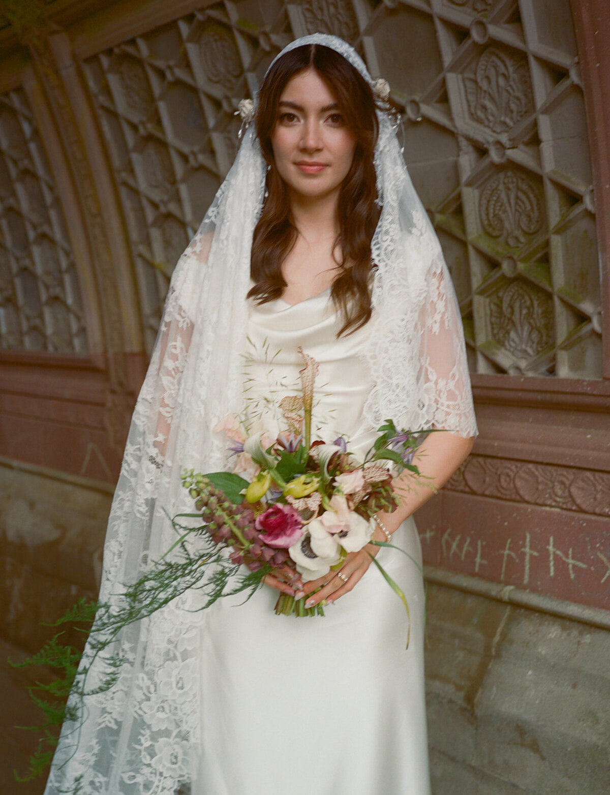 Faye-Fern-Creative-Ruby-Olivia-Rae-Hersey-Eugen-Hotaj-Prospect-Park-Boathouse-Wedding-First-Look-26