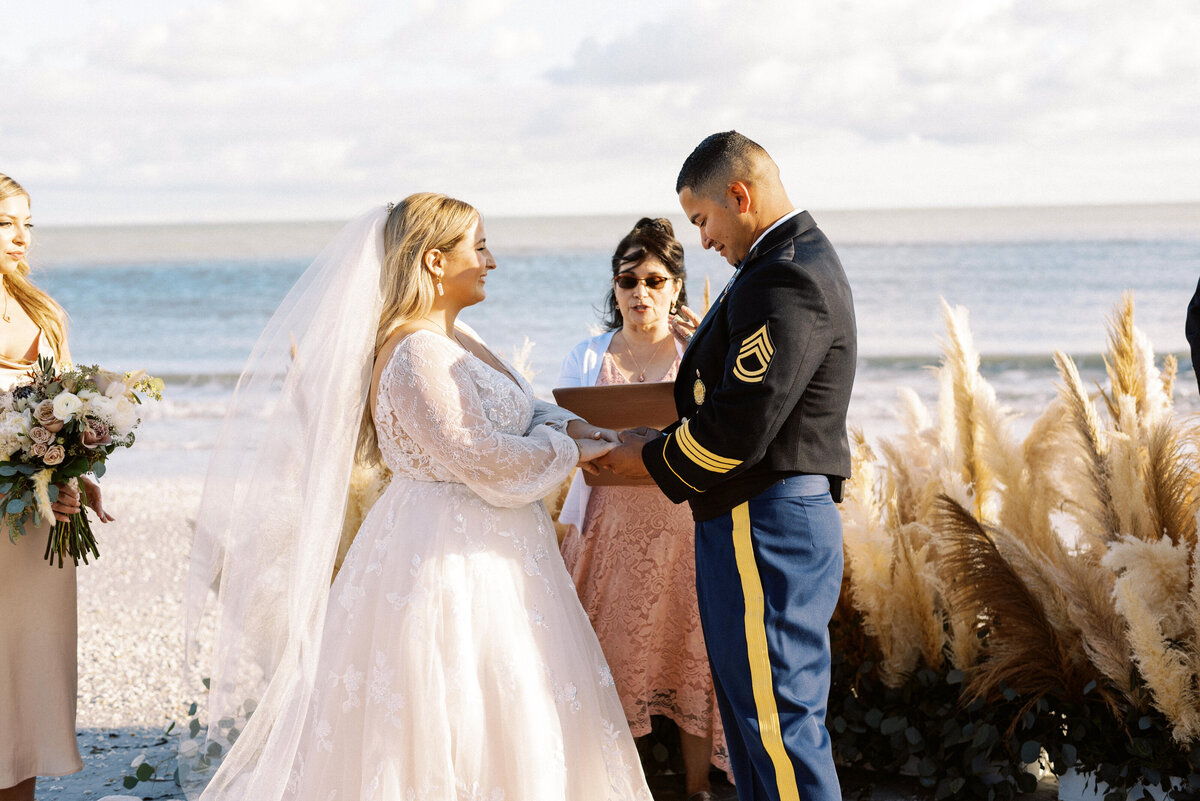 SanibelIslandFloridaWedding_TaylorNicollePhoto-58