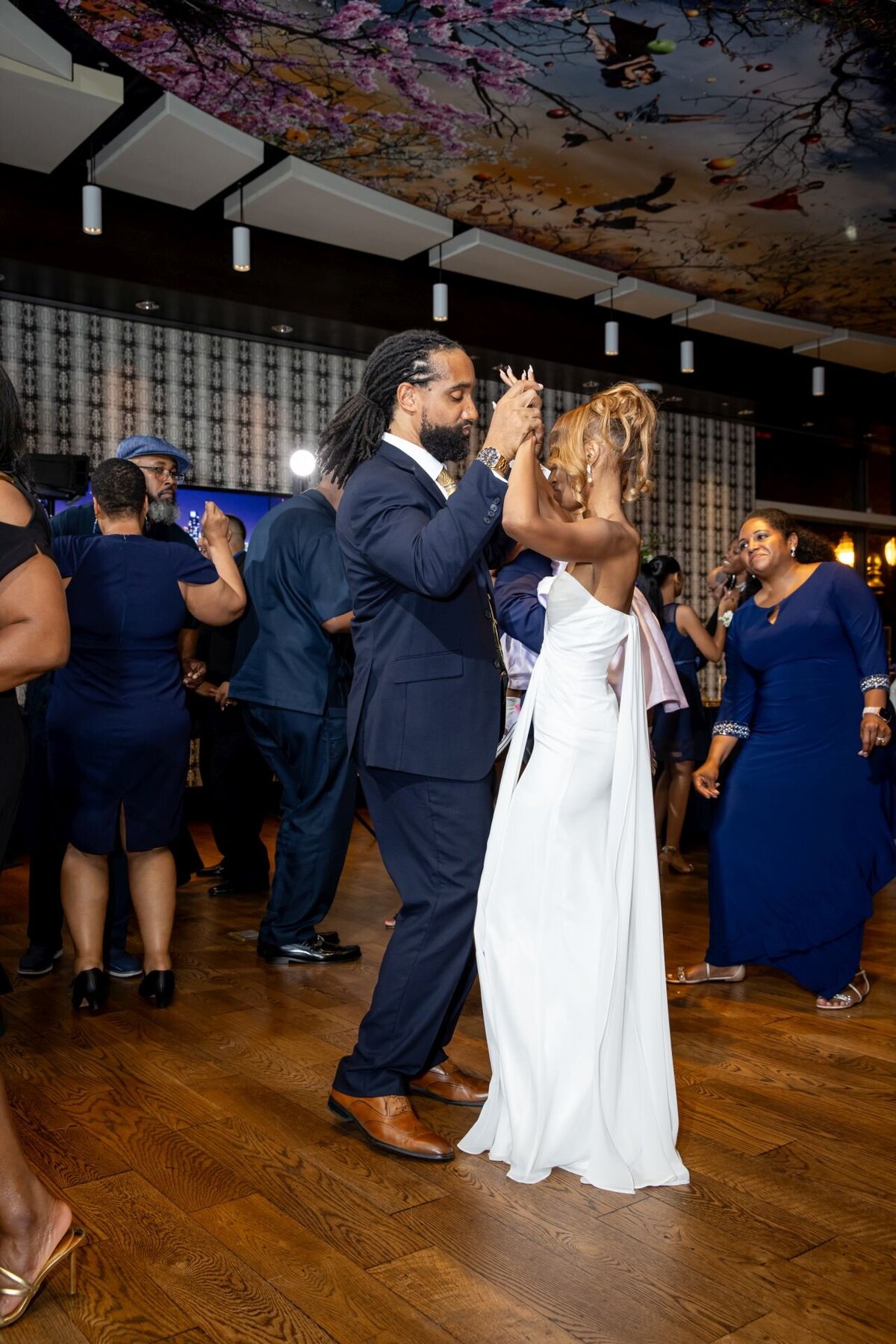 summer - intimate - wedding - theWit -chicago