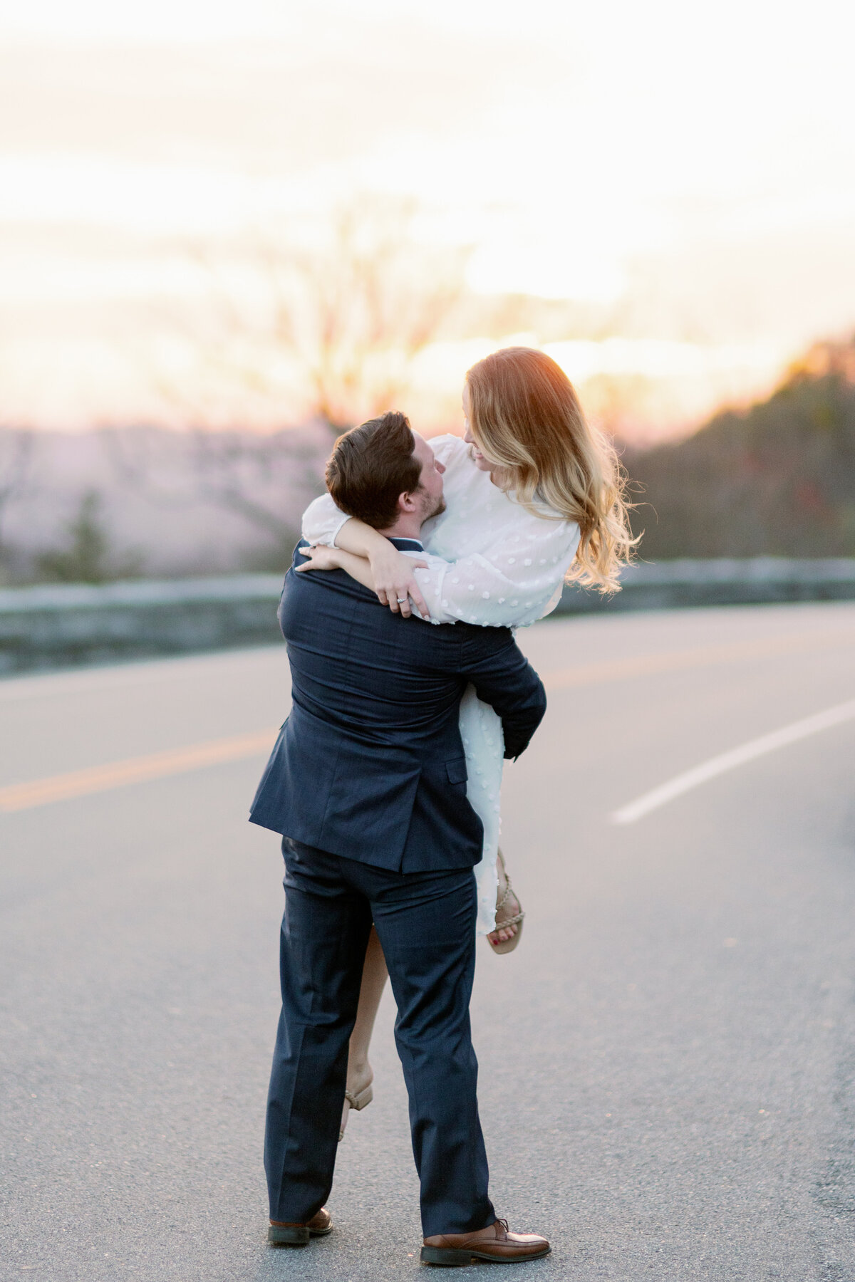 Alyssa and Craig Moutain Engagement - FootHills Parkway - East Tennessee Wedding Photographer - Alaina René Photogrphy-172