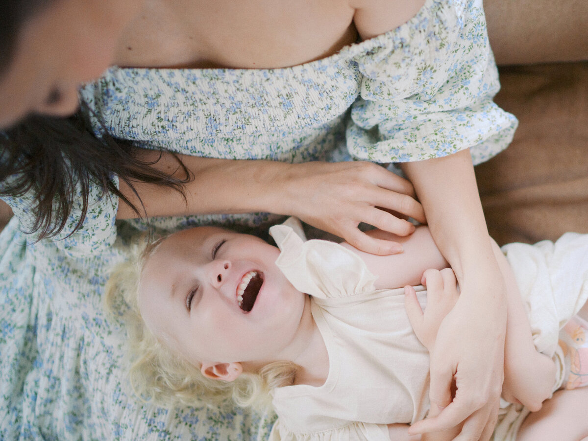 Motherhood Session in Studio_Vancouver family photographer_124