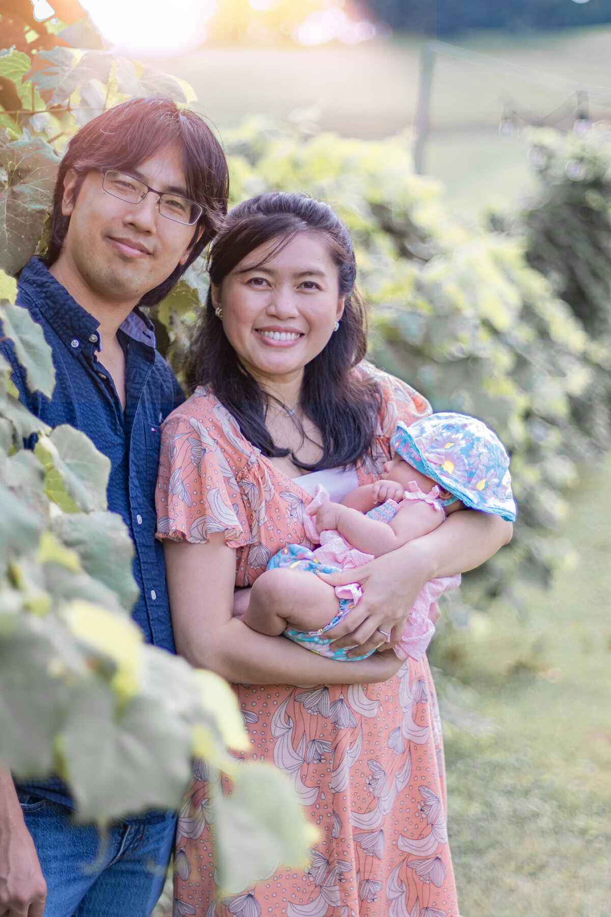 2022Narumon-Thimthong_Beliveau-Farm_lavender-festival_blacksburg-virginia_family-photoshoot_sm-filesize-21