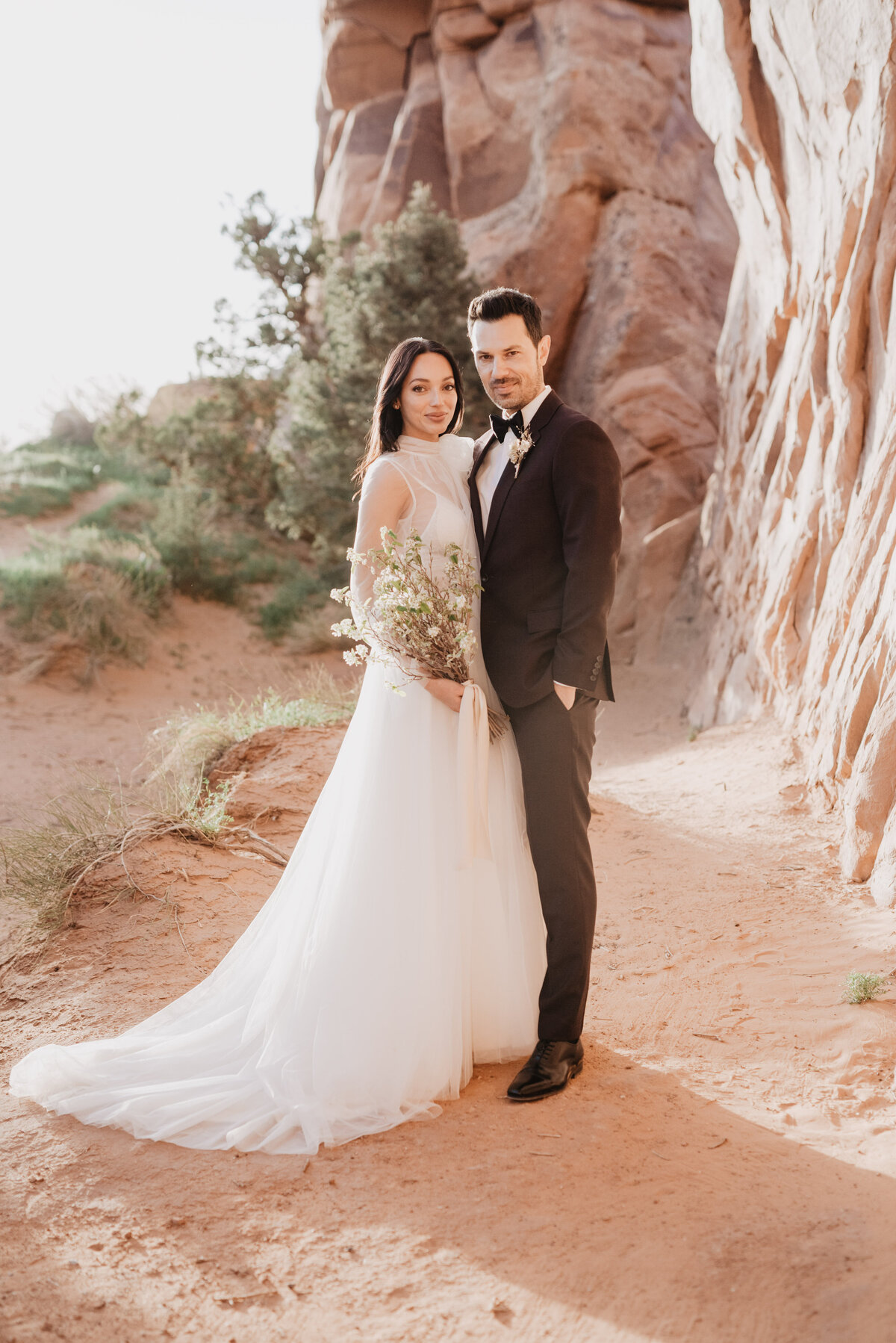Utah elopement photographer captures bride and groom portraits
