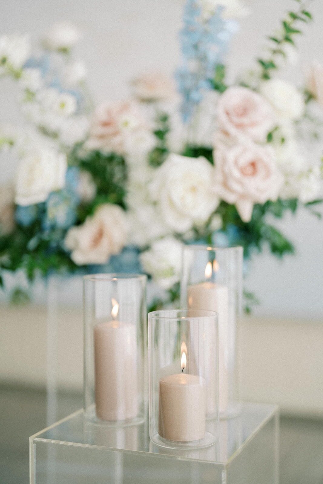 W9-Wedding-Photos-The-Pearle-Burlington-Lake-Ontario-Stephen-and-Oksana-2024-09-29-2500px-1088