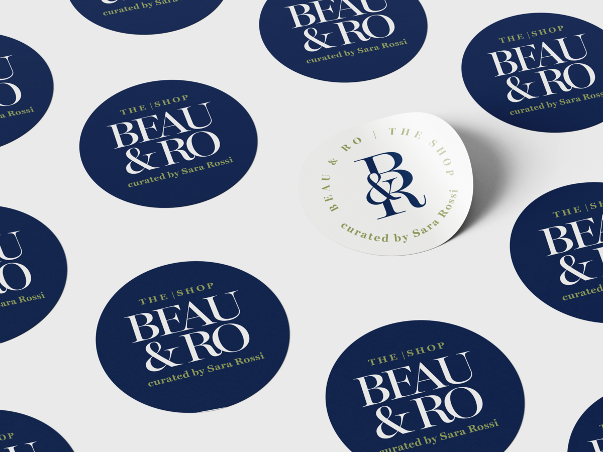 Free_Round_Sticker_Mockup_6