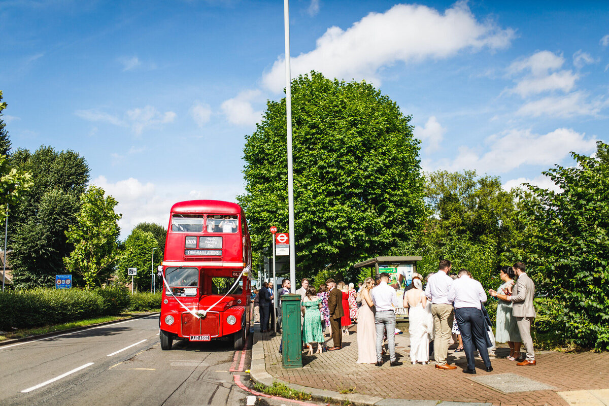 Natural Wedding Photographer Kent_CL elliharry - The lorship pub-london wedding-123-1