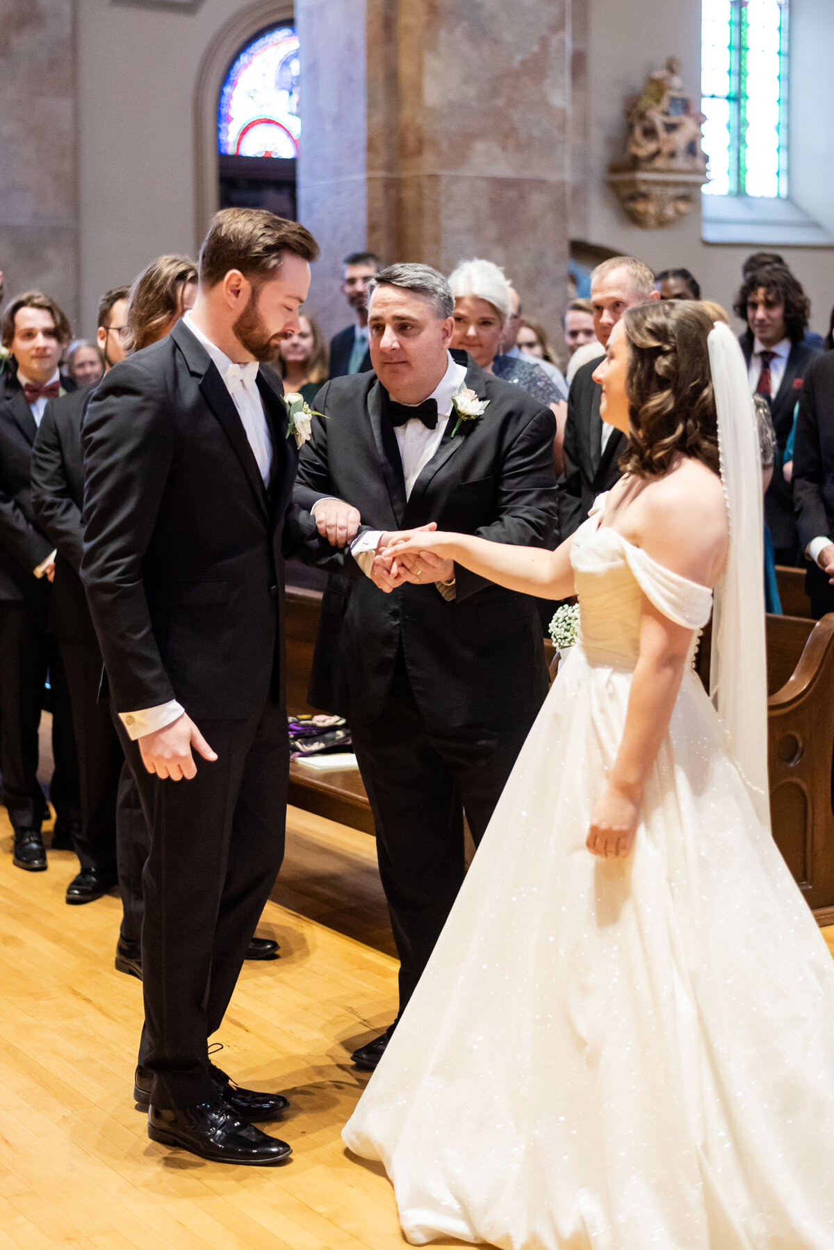 molly-alex-landmark-center-mn-wedding-day-13