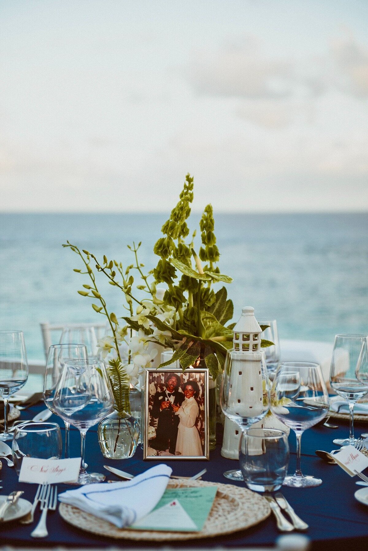 Coral-Beach-Club-Wedding-Bermuda-Dasfete-22