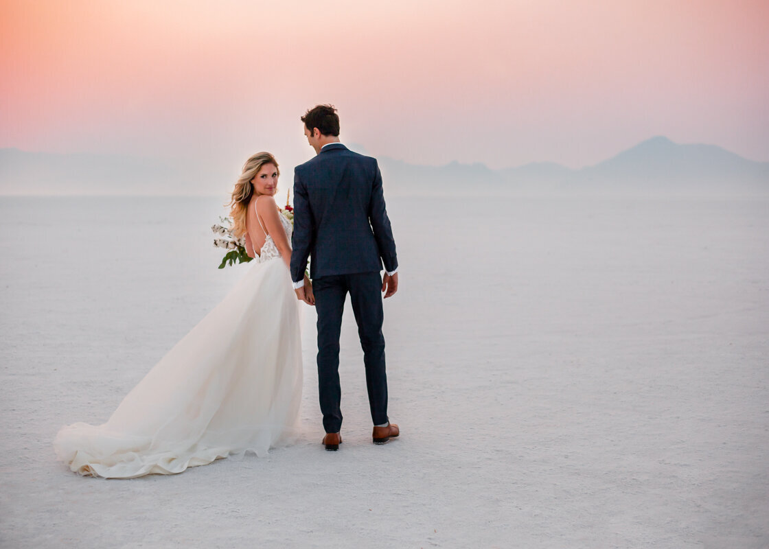 180830_Jenn&BenBridals_BonnevilleSaltFlatsUtah_AnjaJensenPhotography_001-101