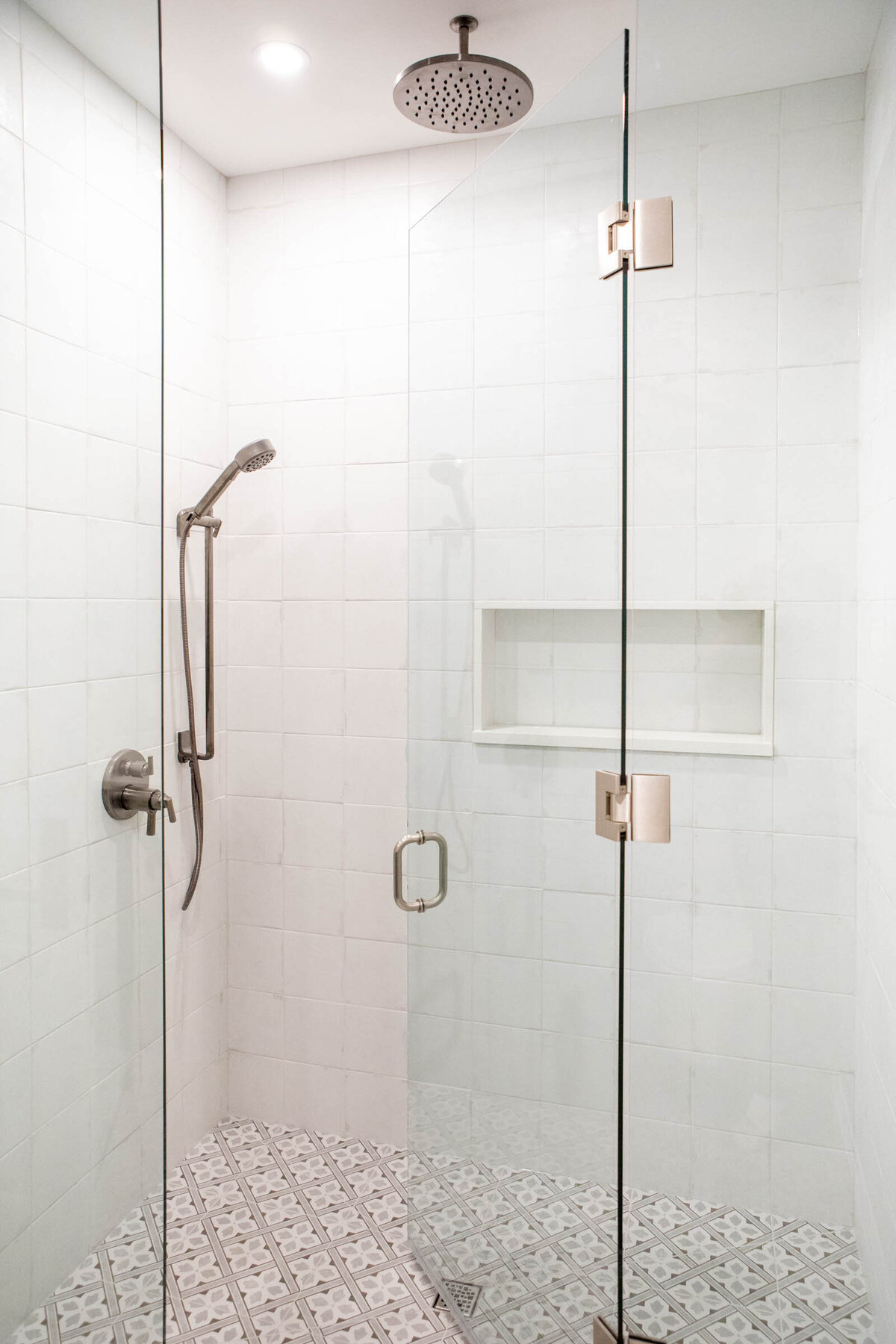 bright-and-airy-shower