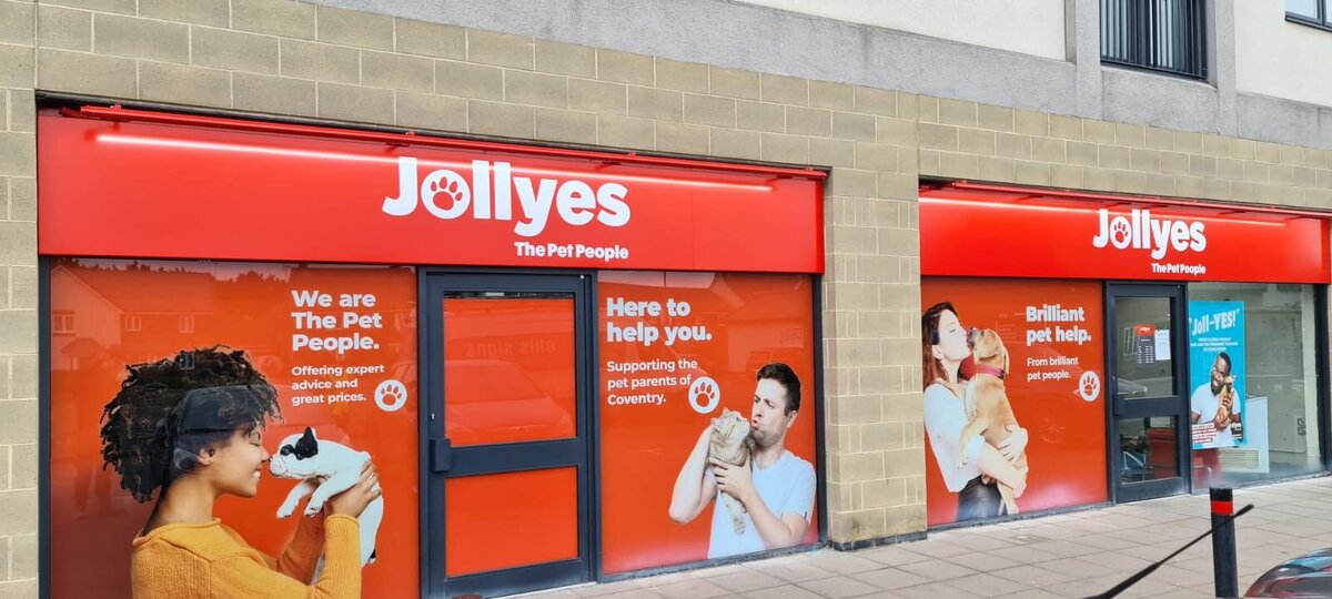 ellis-signs-jollyes-pet-store-external-signage-window-graphics