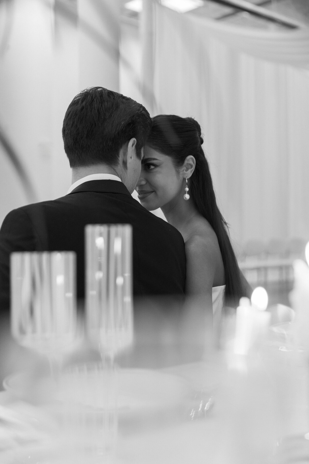 meredith-michel-photography-nyc-wedding-couple-editorial