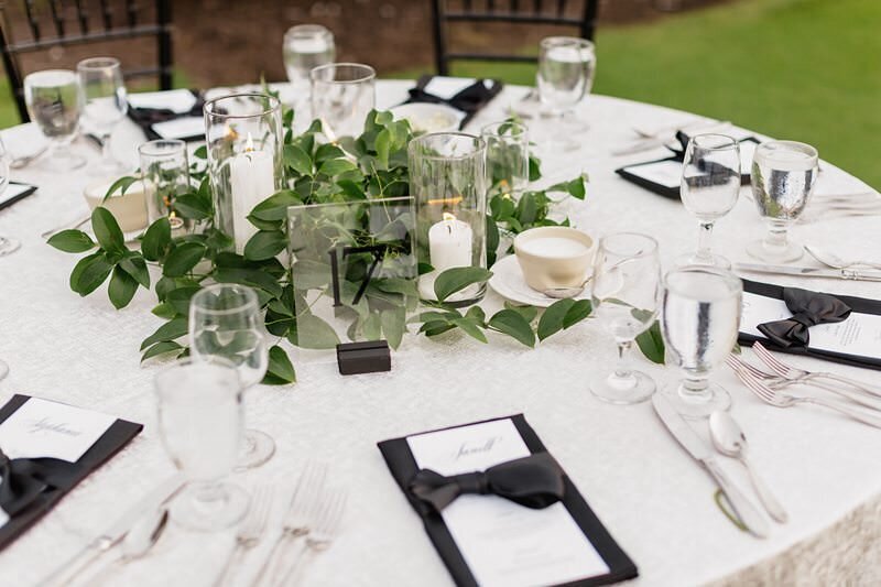 Classic Wedding at City Church of Evansville with Reception at ECC190