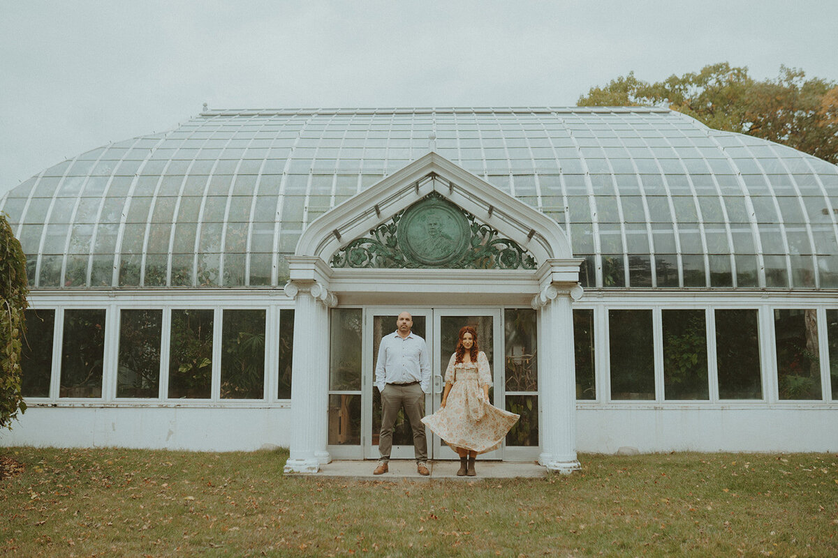 LORALEAH MARIE PHOTOGRAPHY | ENGAGEMENT SESSION | Buffalo NY | wedding photographer | Top NY wedding photographers | sunken gardens | NC wedding photographer | Charlotte North Carolina wedding photographer-15