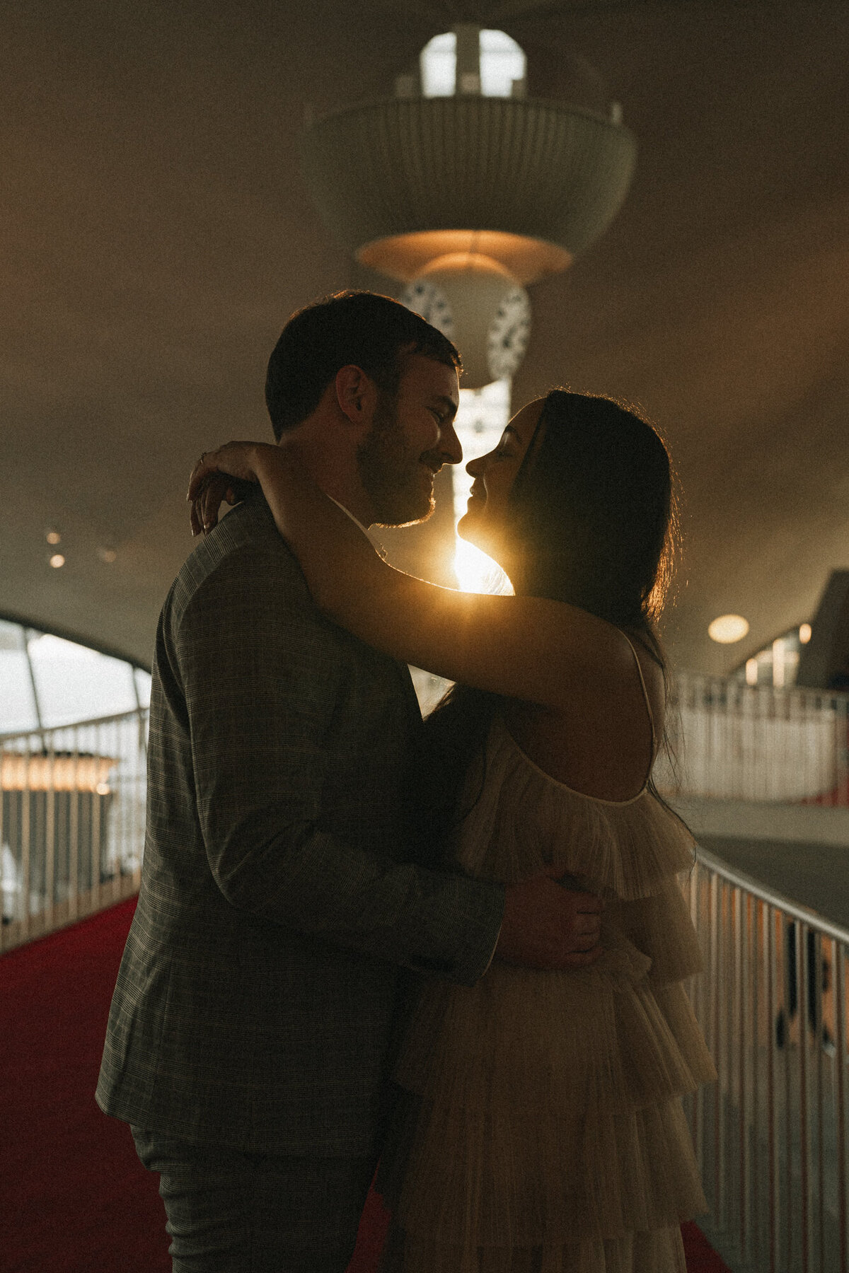 stylish-engagement-photography-twa-hotel-nyc-10