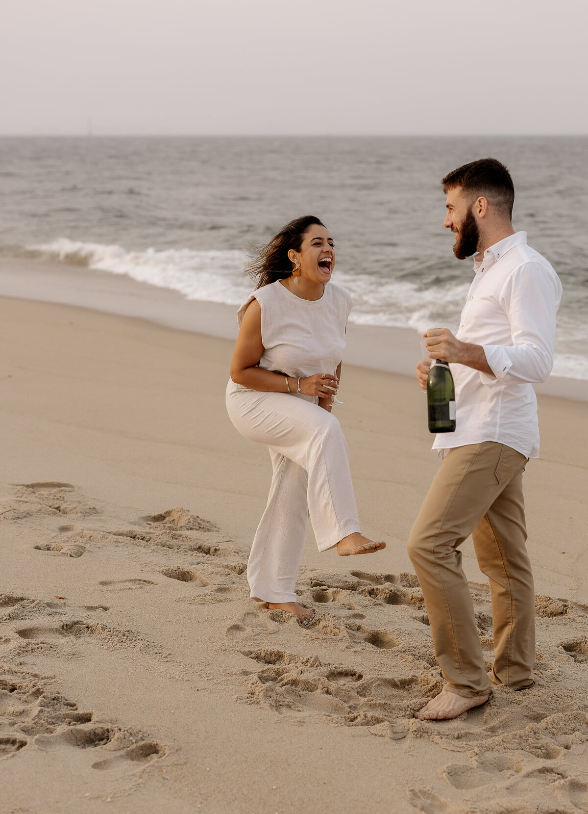 sandy-hook-nj-couple-photoshoot