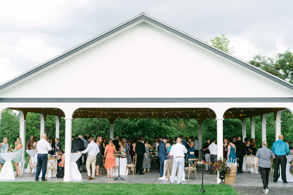 indoor-outdoor-wedding-venue-upstate