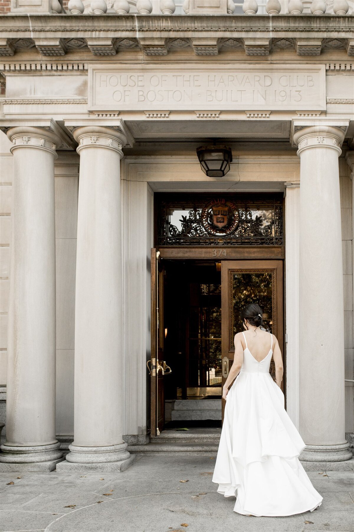 Kate-Murtaugh-Events-Boston-wedding-planner-bride-Harvard-Club