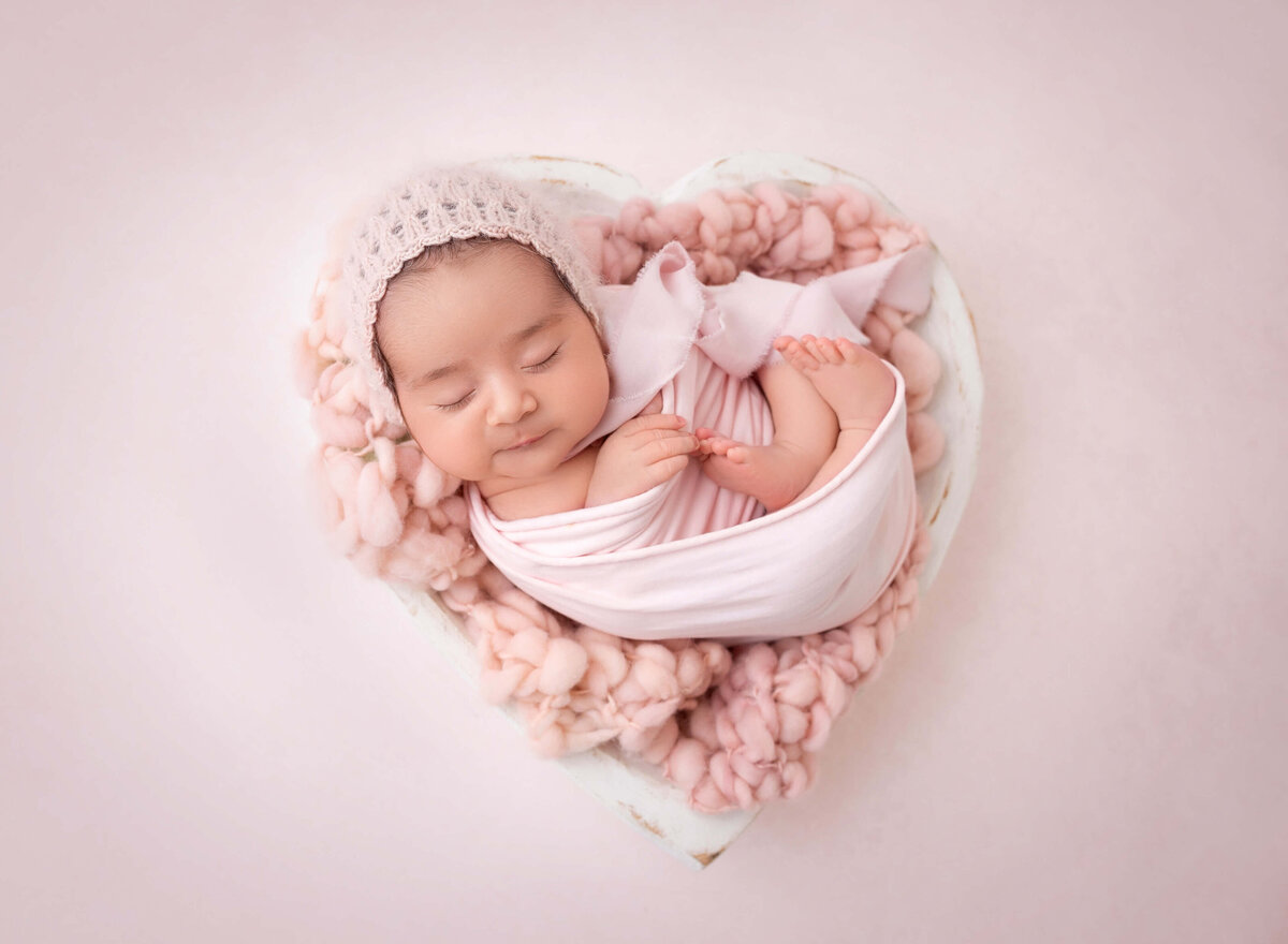 Nyc-newborn-photographer-19