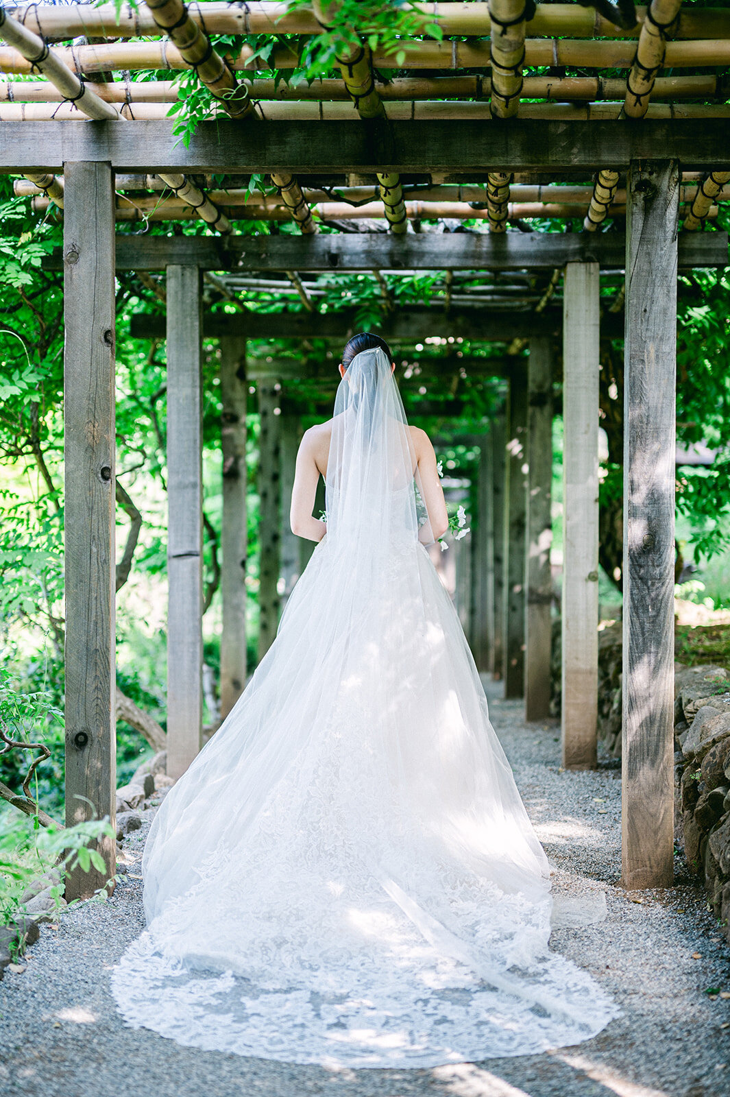 studio-dukesa-amy-huang-fine-art-destination-wedding-film-photography-showit-design-partner-hakone-136