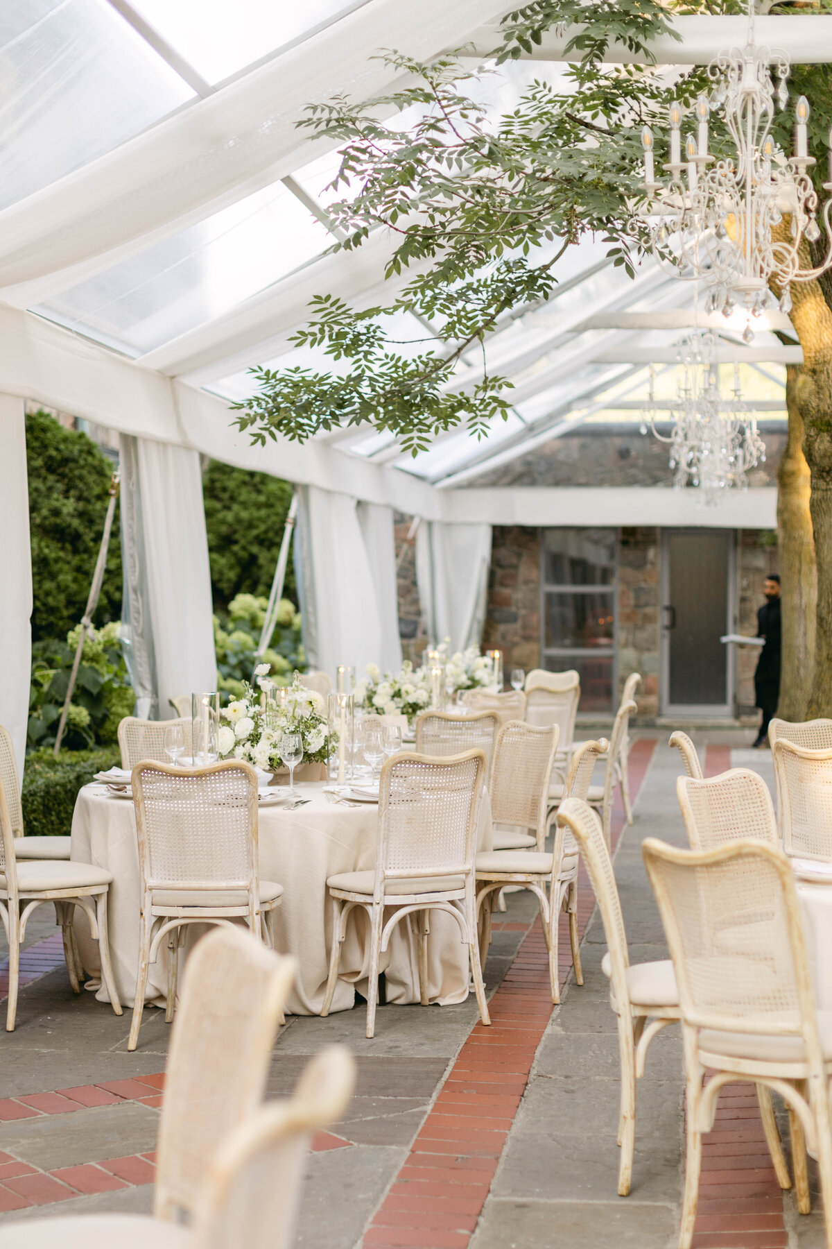 toronto-wedding-planner-weddings-at-graydonhallmanor32