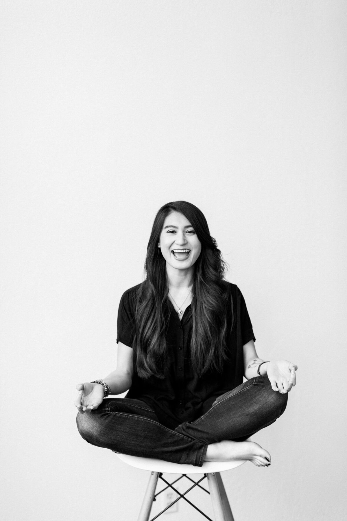067-larissa-cleveland-family-studio-portrait-california-photographer-destination-event